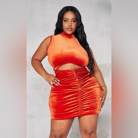 PrettyLittleThing 16 Velvet Burnt Orange Rust Cut Out Ruched Bodycon Dress Fall - Picture 1 of 9